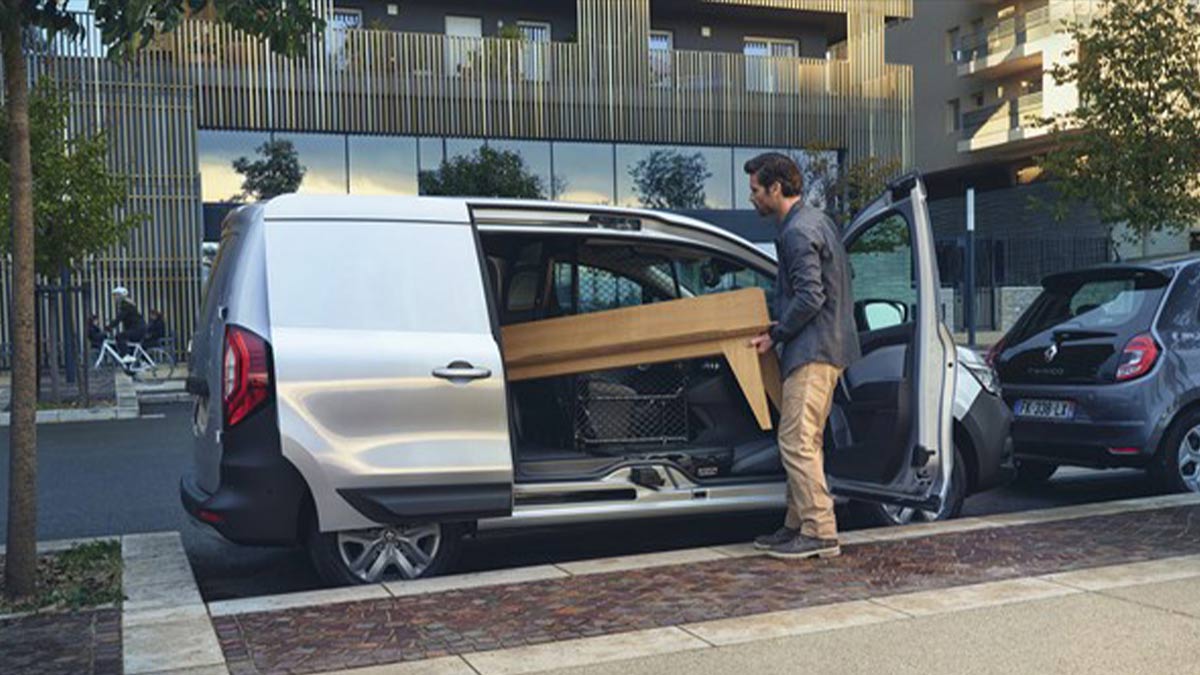 <br />
<b>Warning</b>:  Undefined property: stdClass::$alt_tag in <b>/home/emilfreycentar/public_html/inc/inc-vehicle.php</b> on line <b>136</b><br />
