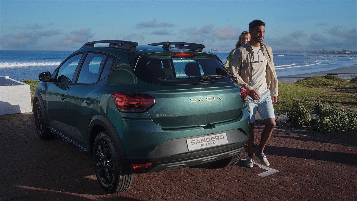 <br />
<b>Warning</b>:  Undefined property: stdClass::$alt_tag in <b>/home/emilfreycentar/public_html/inc/inc-vehicle.php</b> on line <b>136</b><br />
